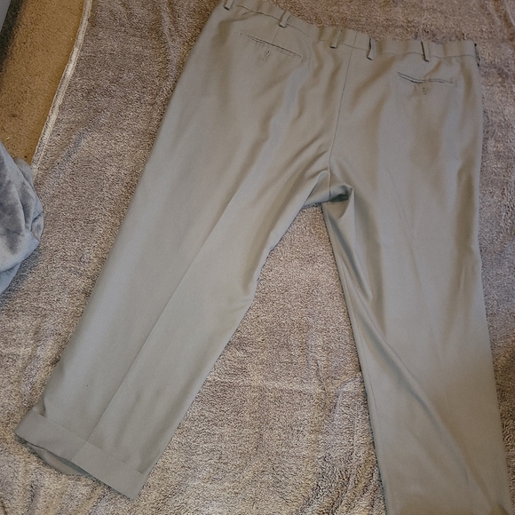 GS gray 52/30 pleated and cuffed dress slacks with reinforced suspender buttons - Picture 3 of 9